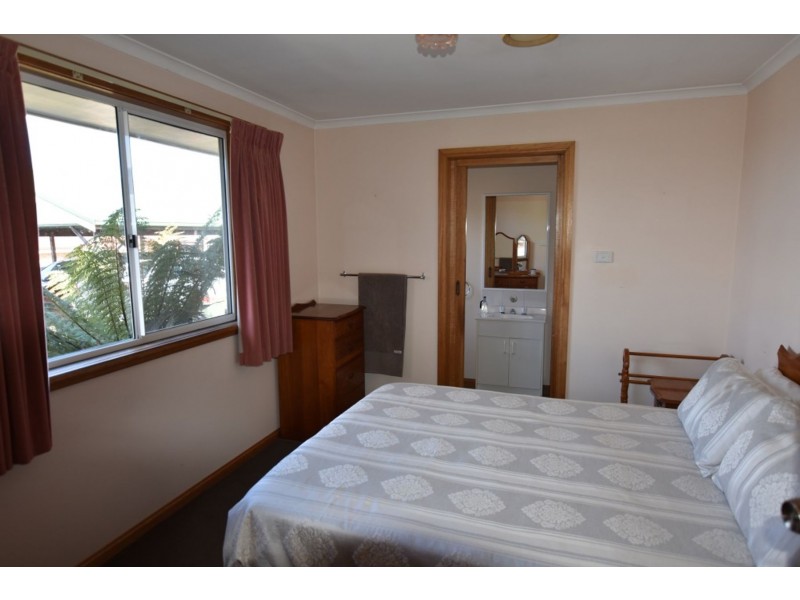 70 West Goderich Street, Deloraine TAS 7304