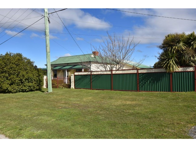 70 West Goderich Street, Deloraine TAS 7304