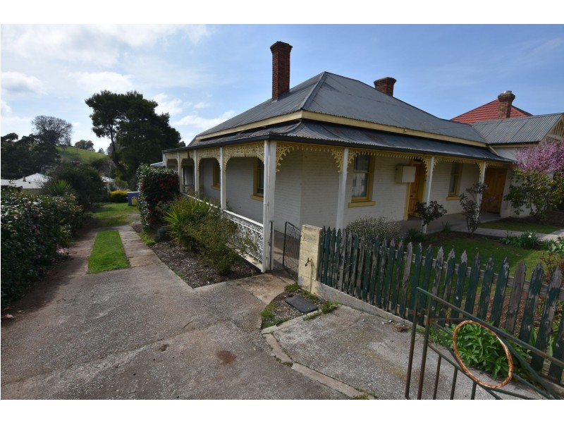 17 West Barrack Street., Deloraine TAS 7304