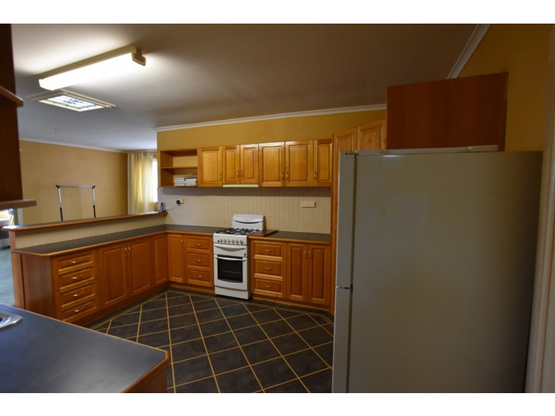 17 West Barrack Street., Deloraine TAS 7304