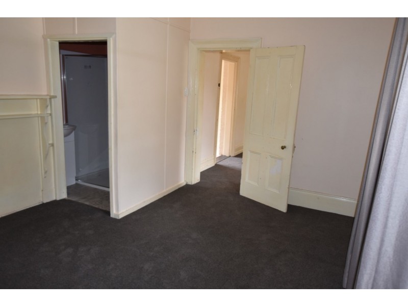 17 West Barrack Street., Deloraine TAS 7304