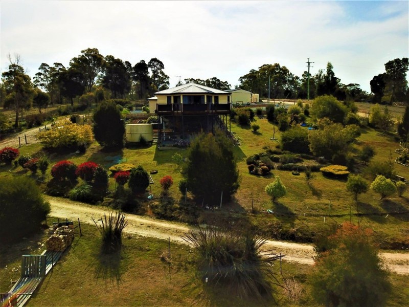 17 Possum Road, Beaconsfield TAS 7270