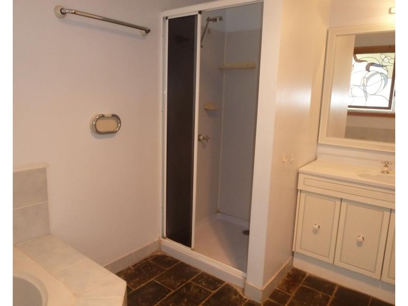 5862 Bass Highway, Elizabeth Town TAS 7304