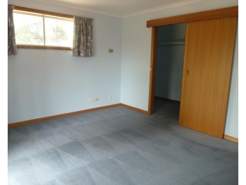 5862 Bass Highway, Elizabeth Town TAS 7304