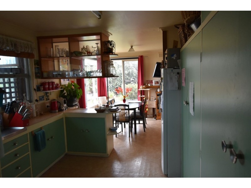 174 Emu Bay Road, Deloraine TAS 7304