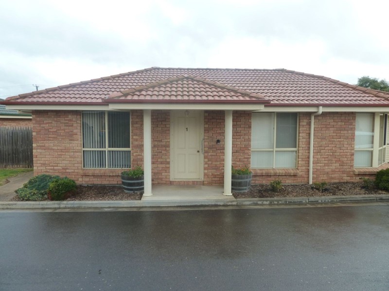 1/151 Emu Bay Road, Deloraine TAS 7304