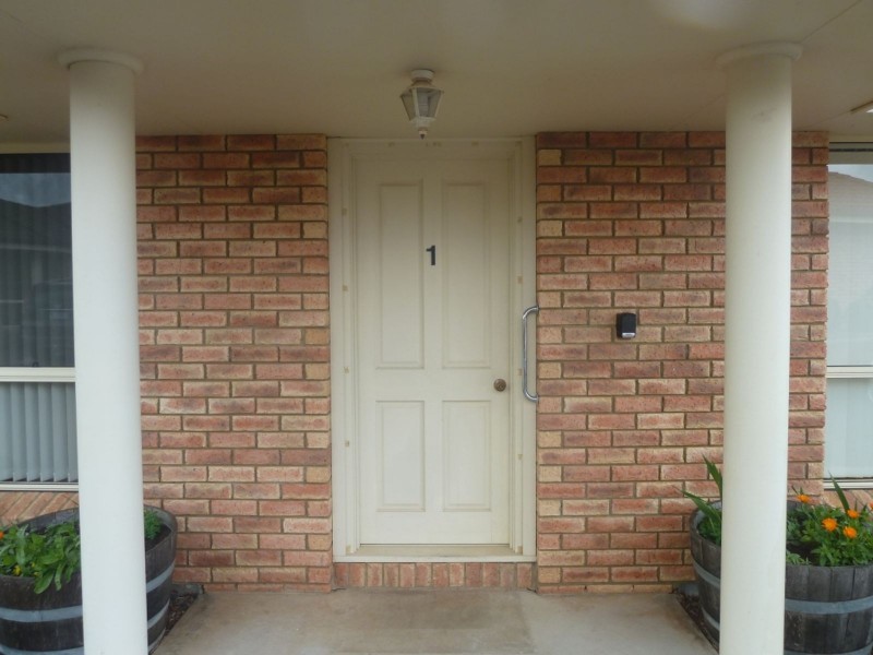 1/151 Emu Bay Road, Deloraine TAS 7304