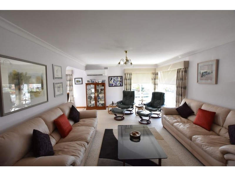 31 Winter Street, Deloraine TAS 7304