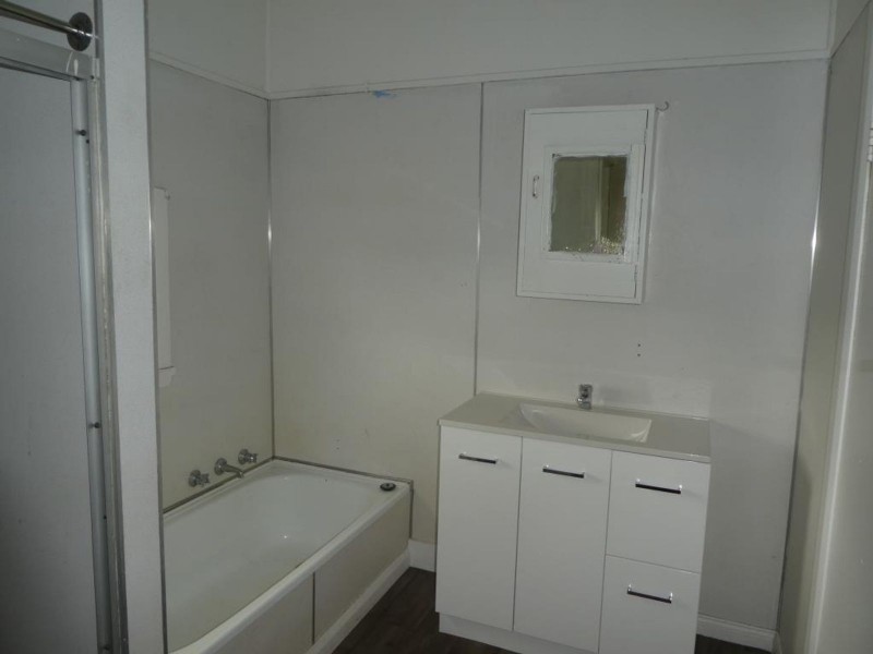 21 Grant. Street, Fingal TAS 7214