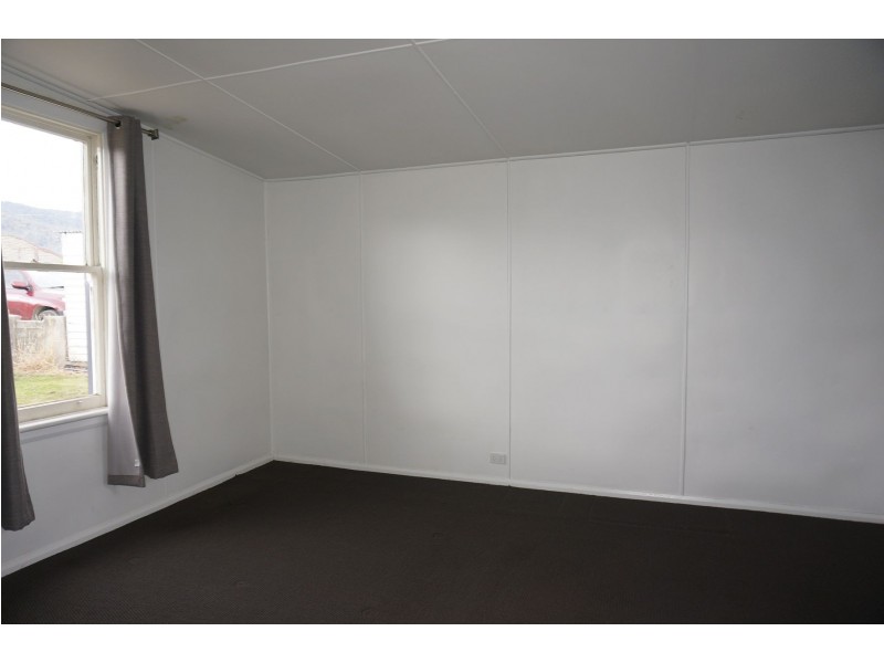 21 Grant. Street, Fingal TAS 7214