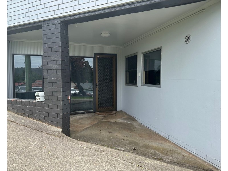 2/9 West Church Street, Deloraine TAS 7304