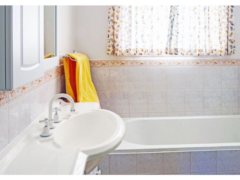 27 Main Road, Exeter TAS 7275