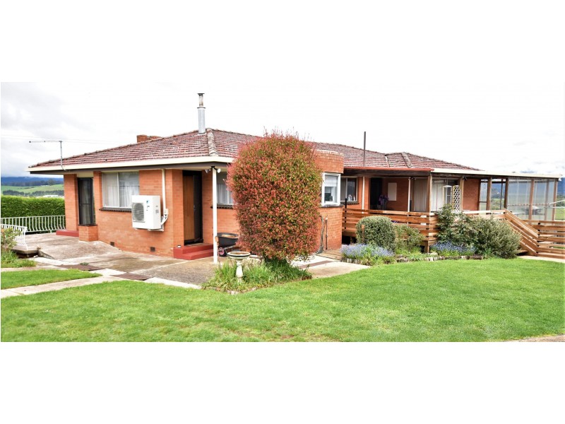 51 Beefeater St, Deloraine TAS 7304