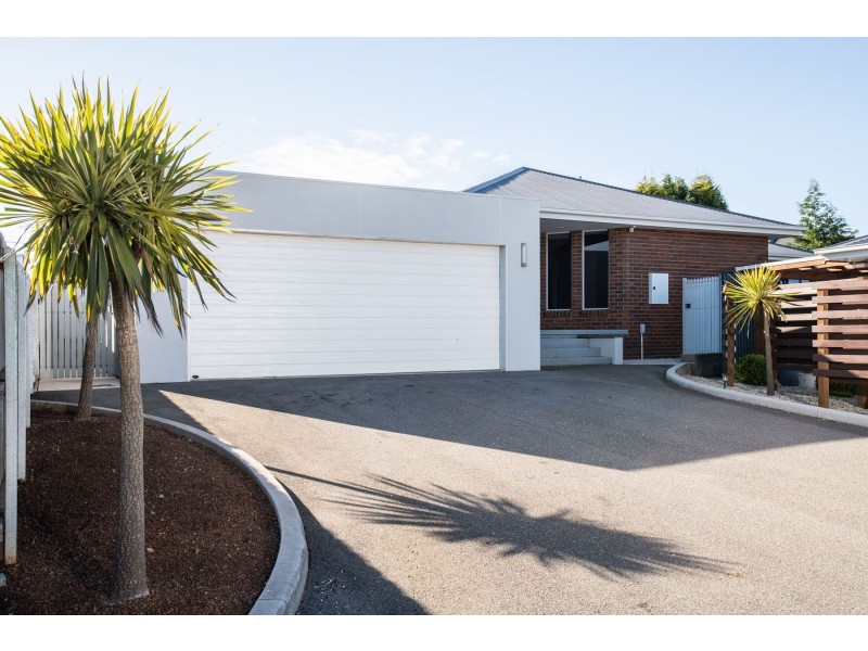 2/16 Andros Place, Legana TAS 7277