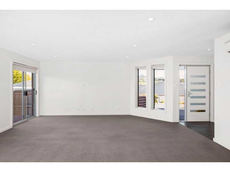2/16 Andros Place, Legana TAS 7277