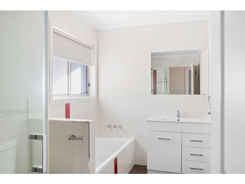 2/16 Andros Place, Legana TAS 7277