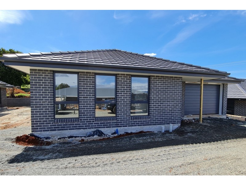 1/2 Nutt St, Deloraine TAS 7304