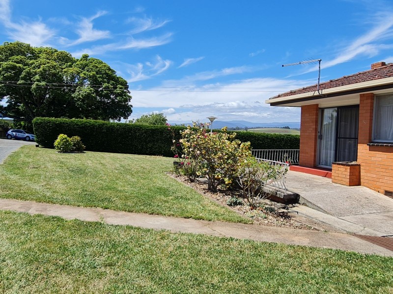 51 Beefeater St, Deloraine TAS 7304
