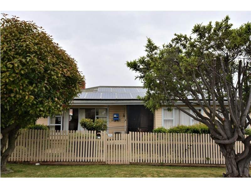 46 Weston St, Deloraine TAS 7304
