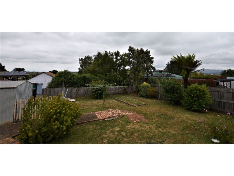46 Weston St, Deloraine TAS 7304