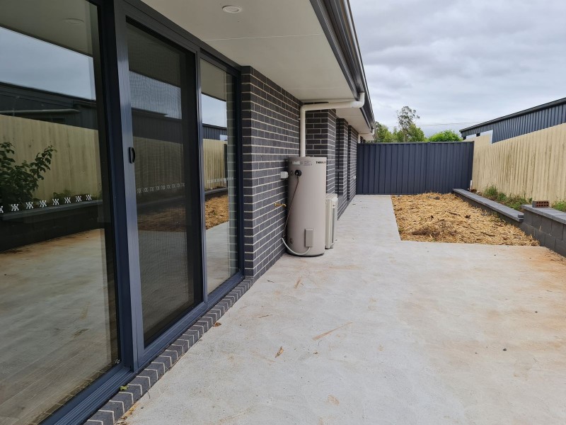 3/2 Nutt St, Deloraine TAS 7304