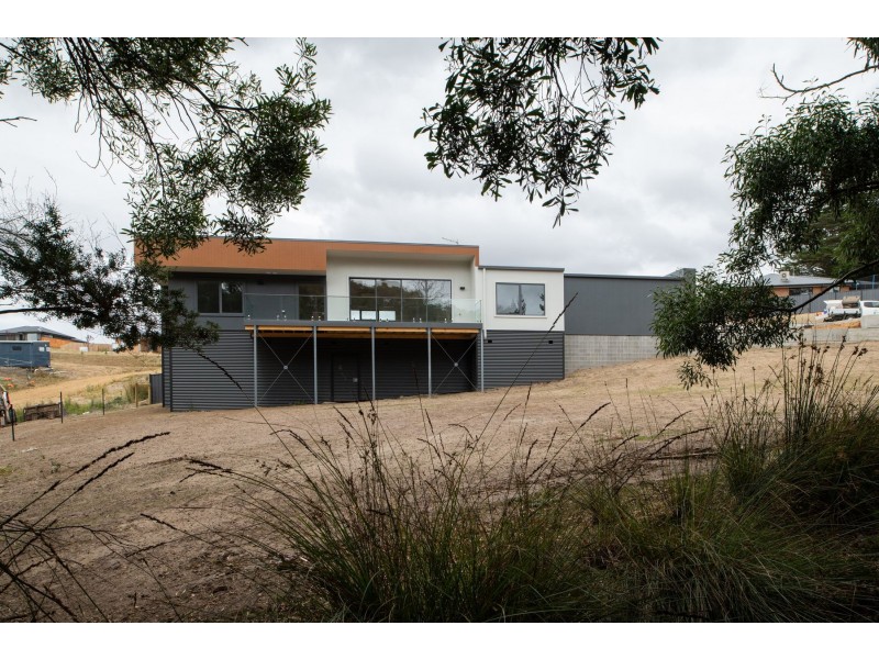 2/15 Wildmore Crescent, Exeter TAS 7275