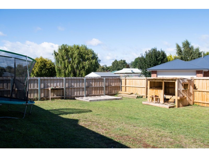 64 West Barrack St, Deloraine TAS 7304
