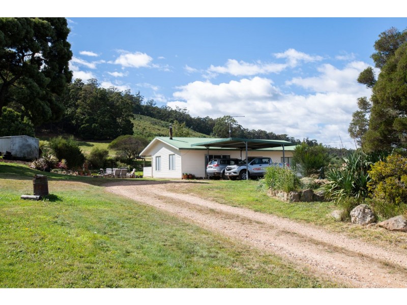 14506 Highland Lakes Road, Deloraine TAS 7304