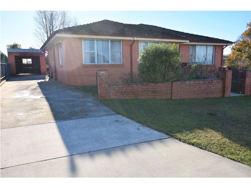 33 Weston Street, Deloraine TAS 7304