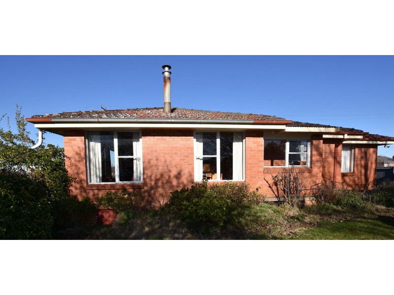 33 Weston Street, Deloraine TAS 7304