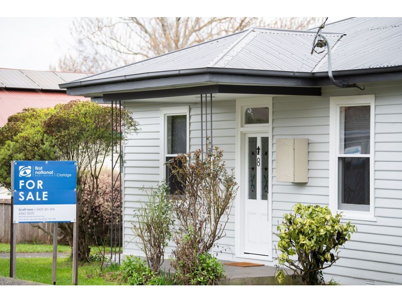 8 Grigg St., Deloraine TAS 7304