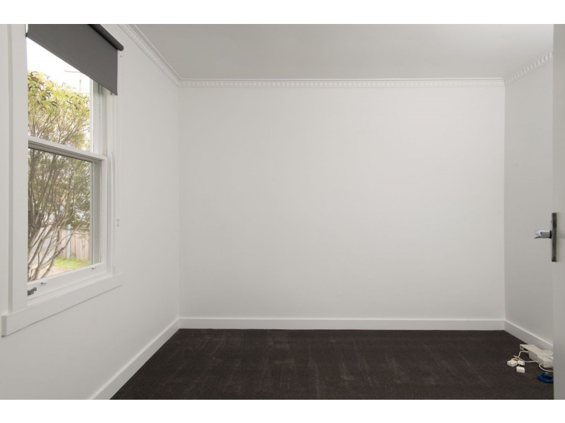 8 Grigg St., Deloraine TAS 7304