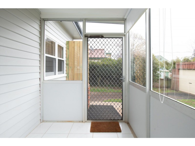 8 Grigg St., Deloraine TAS 7304