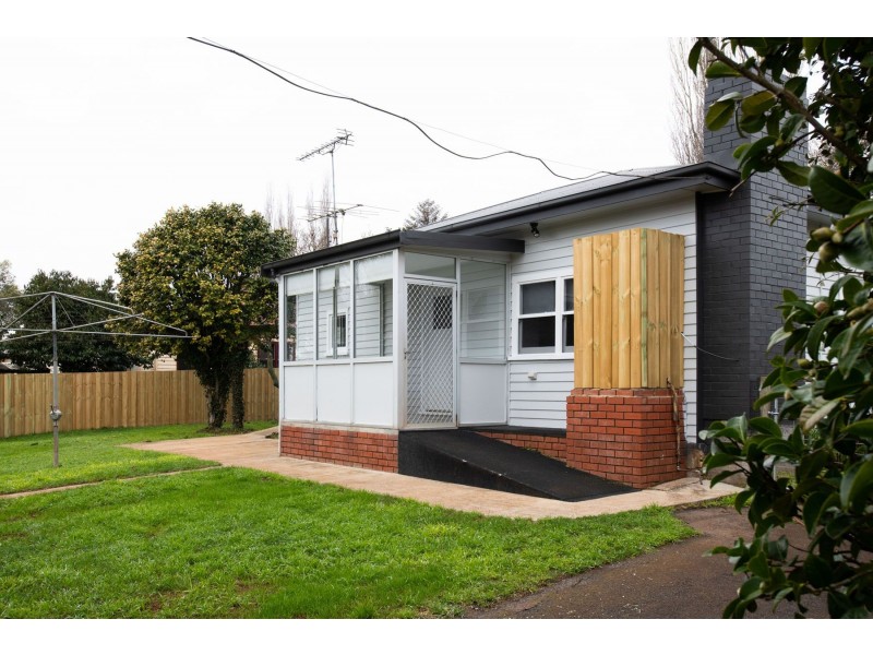 8 Grigg St., Deloraine TAS 7304