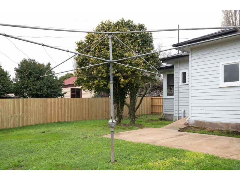 8 Grigg St., Deloraine TAS 7304