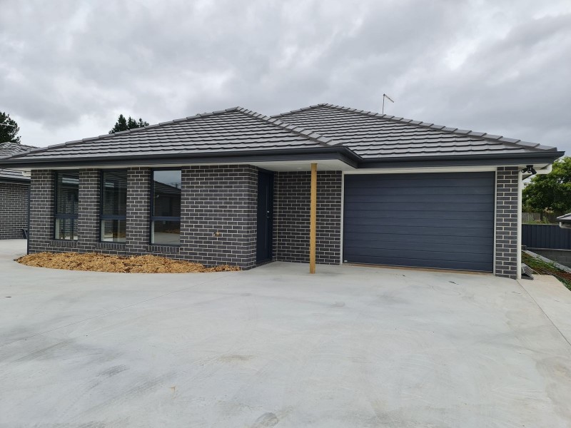 2/2 Nutt St, Deloraine TAS 7304