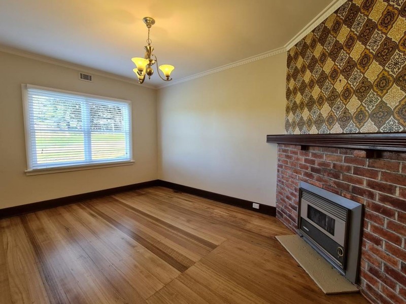 Elizabeth Town TAS 7304