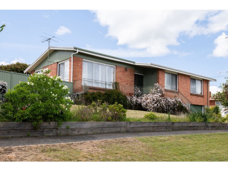17 Highgate Street, Youngtown TAS 7249