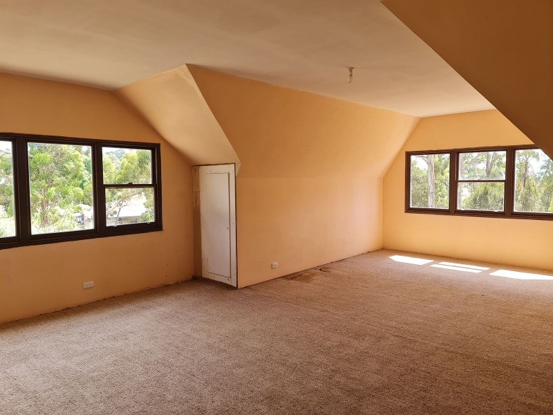 16 Main Road, Lanena TAS 7275