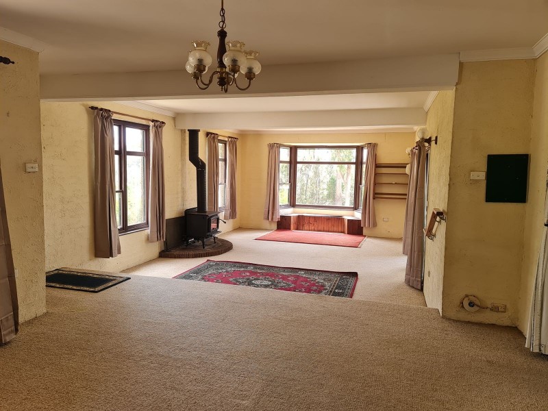 16 Main Road, Lanena TAS 7275