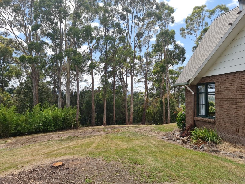 16 Main Road, Lanena TAS 7275