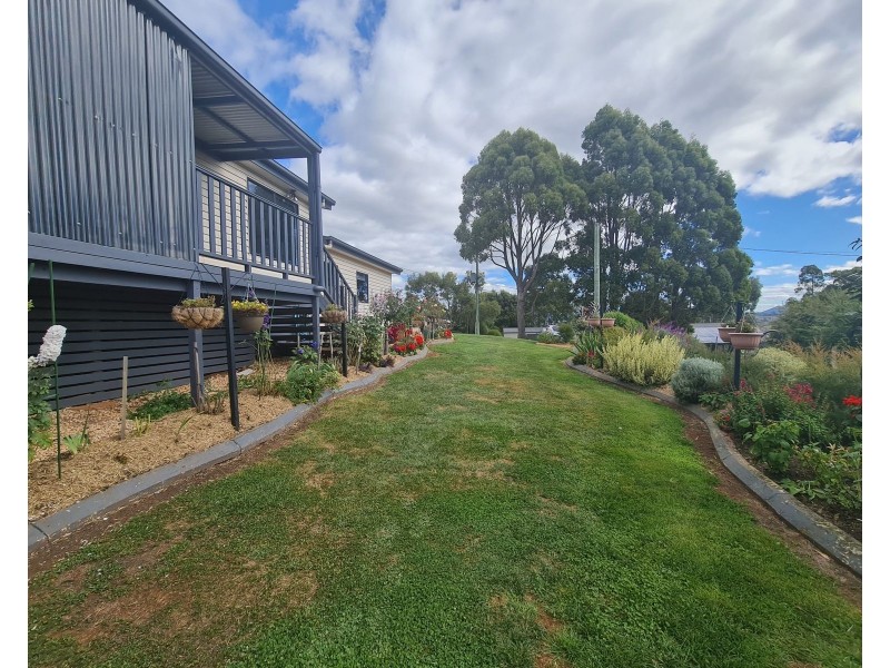 23 Keegan Rise, Deloraine TAS 7304