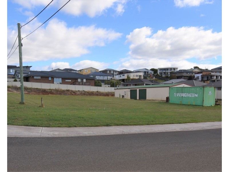 23 Winter St, Deloraine TAS 7304