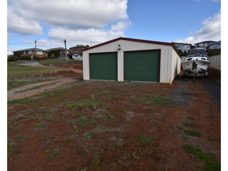 23 Winter St, Deloraine TAS 7304