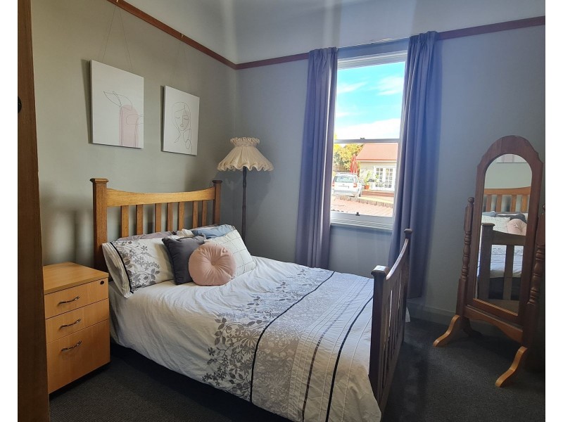 14 East Parade, Deloraine TAS 7304
