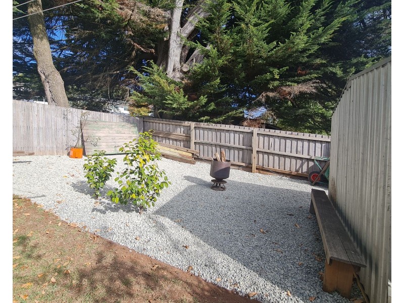 14 East Parade, Deloraine TAS 7304