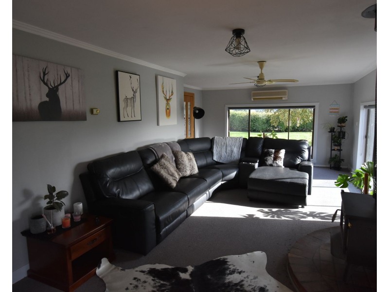 300 Pool Road, Caveside TAS 7304