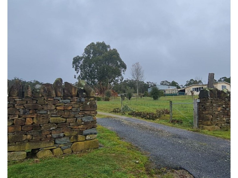 197 Main Road, Meander TAS 7304