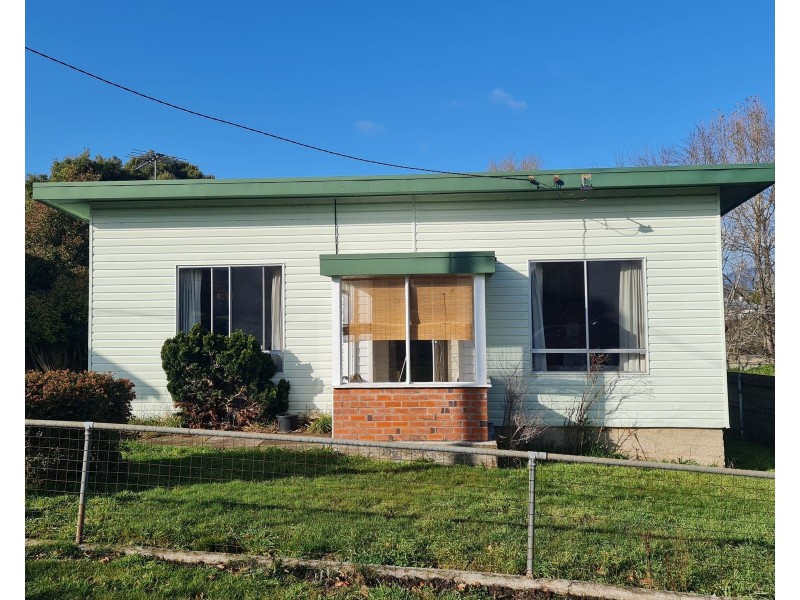 10. Tower Hill Street, Deloraine TAS 7304