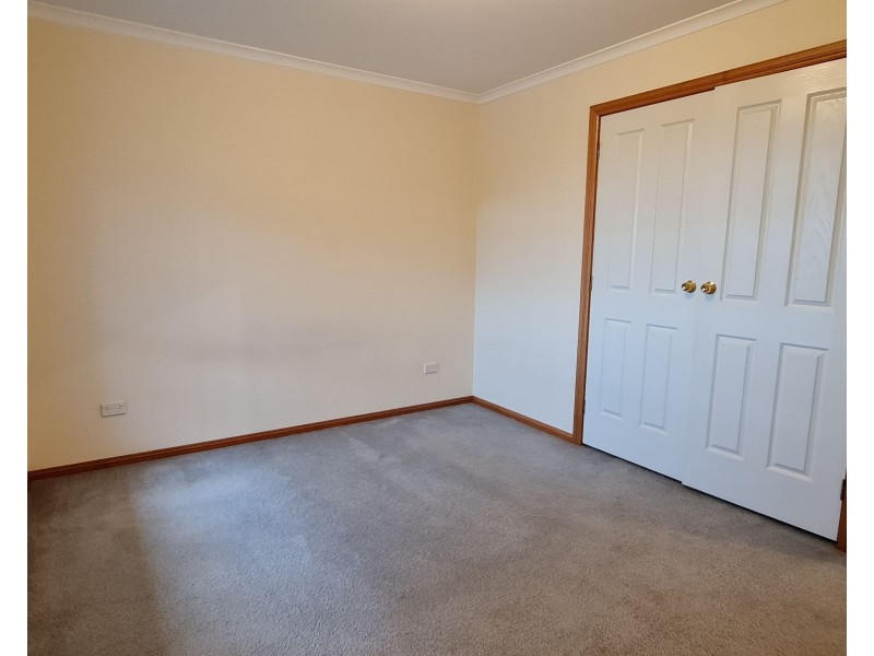 2/4 Bonney Street, Deloraine TAS 7304